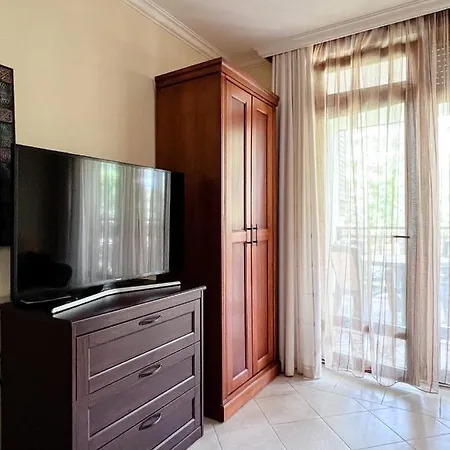 Private 2 In Santa Marina Village