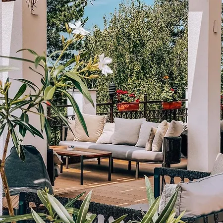 شقة Garden In Santa Marina Village