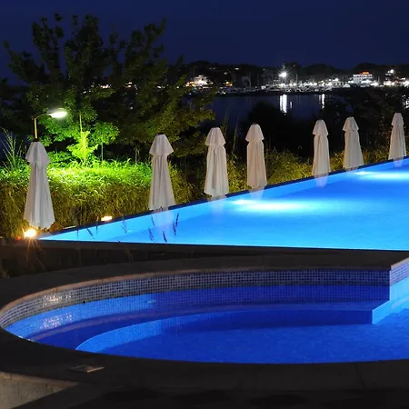 Garden In Santa Marina Village Apartmán *